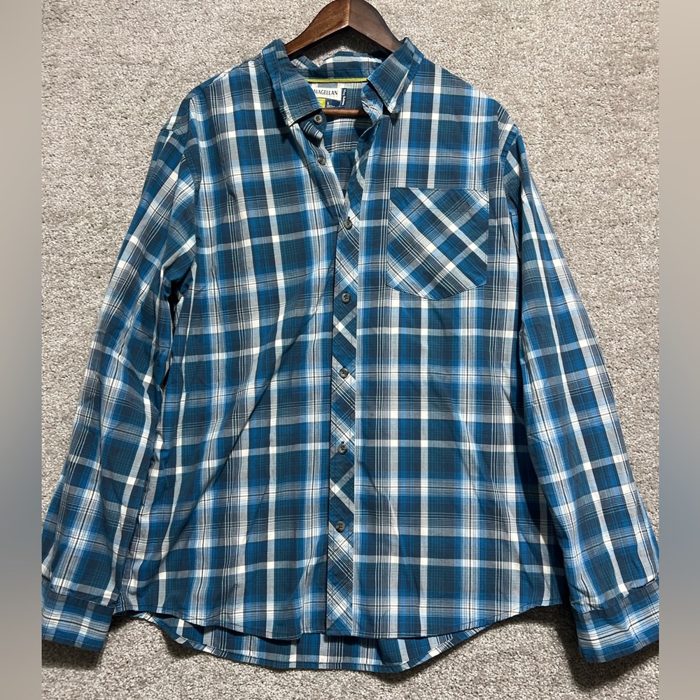 Magellan Outdoors Blue Plaid Long Sleeve Button Up Shirt Loose Fit Size Large